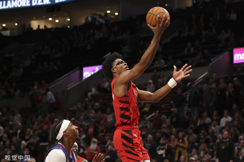 张驰在接发 张驰在接发