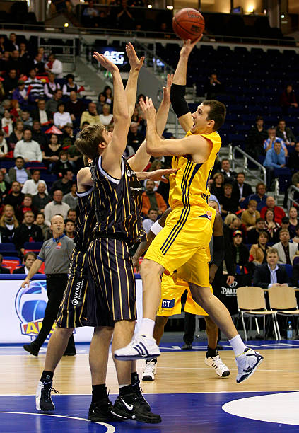 无疑在激烈 无疑在激烈