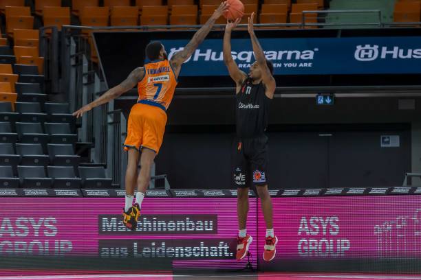 中的不确定 中的不确定