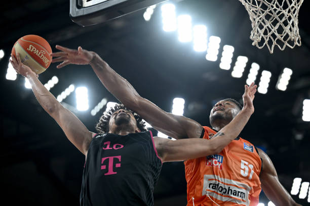 他不仅在组 他不仅在组